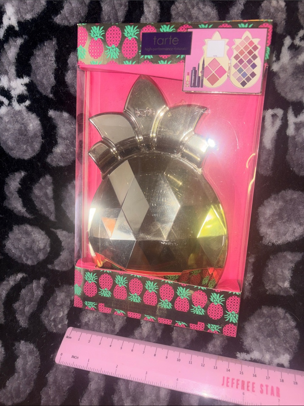 Discontinued~ Tarte Pineapple of my eye palette set ~